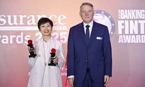 OPES thắng lớn với bộ đôi giải thưởng danh giá tại Insurance Asia Awards 2025