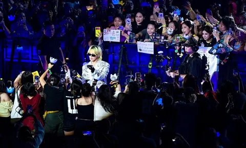 Điều gì giúp VPBank ngày càng được fan K-pop chờ đợi sau mỗi concert triệu đô?