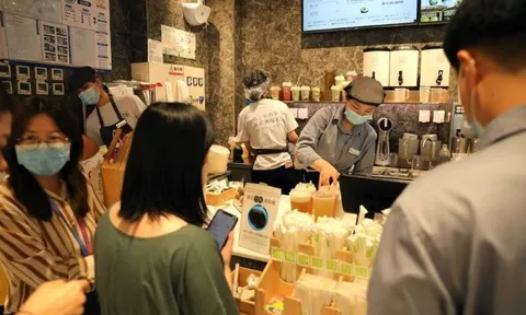 Trà sữa: Xu hướng đồ uống được giới trẻ yêu thích và những tác động sức khỏe cần lưu ý