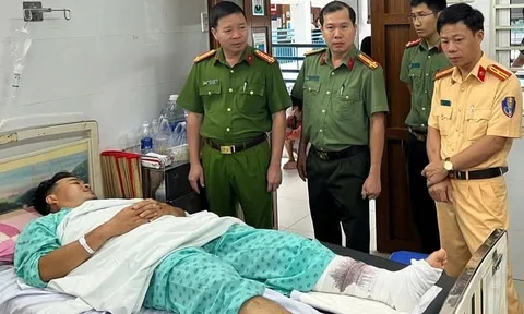 Khởi tố hình sự thanh niên 17 tuổi chạy xe gắn máy tông gãy chân Trung tá CSGT đang làm nhiệm vụ trên Quốc lộ