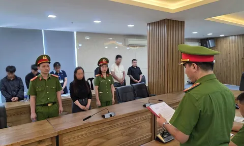 Khởi tố 20 bị can trong đường dây rửa tiền 30.000 tỷ đồng