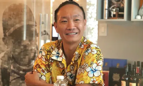 Họa sĩ Hùng Rô và hành trình “Tái sinh” cùng sơn mài Việt