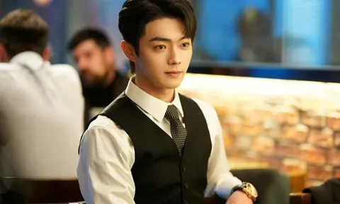 4 dấu hiệu nhận diện “tổng tài” phông bạt, giả giàu