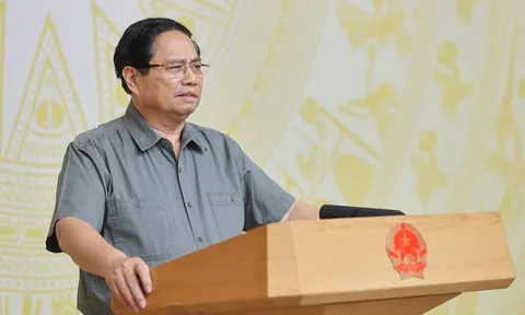 Thủ Tướng: 'Giá nhà 100 triệu đồng/m2 thì dân sao có tiền mua được?'