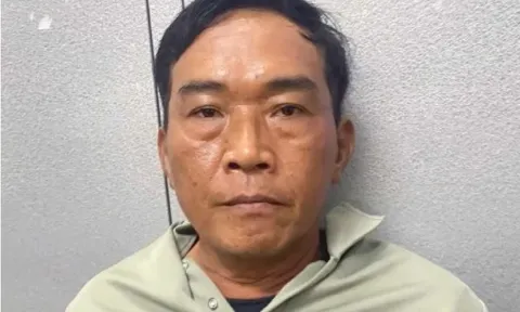 Bắt đối tượng xe ôm 'hạ gục' du khách nước ngoài từ ống tẩu thuốc lá