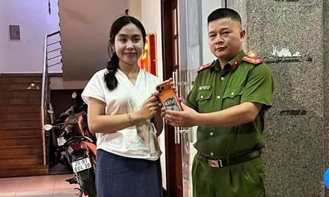 Du học sinh người Lào bị mất iPhone 17 khi tham gia lễ hội, khoảng 1 tiếng sau Công an Hà Nội đã tìm lại
