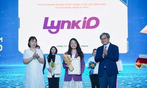 LynkiD lập “hattrick” giải thưởng Top 10 Doanh nghiệp Công nghệ số xuất sắc Việt Nam 2025