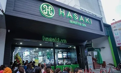 Chủ hệ thống cửa hàng mỹ phẩm Hasaki nợ thuế