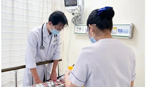 TP HCM xác minh vụ ngộ độc sau khi ăn bánh mì