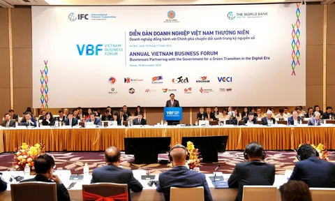 Kết nối sức mạnh Chính phủ - doanh nghiệp thúc đẩy tăng trưởng xanh, bền vững