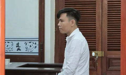 Đăng 53 clip ‘nóng’ lên mạng để gây sức ép nối lại tình xưa với bạn gái