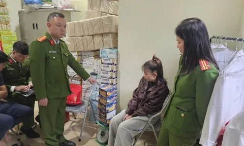 Cô gái giúp bạn trai mang hơn 8kg pháo đi cất giấu trong khuôn viên Bệnh viện Đa khoa Vĩnh Phúc