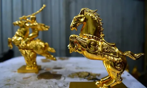 Giá vàng hôm nay 28/2/2026 tiếp đà giảm mạnh sau ngày Vía Thần Tài, thị trường gặp khó