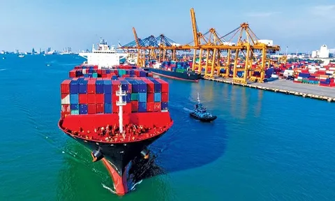 Tăng trưởng 10% trở lên và tư duy phát triển mới