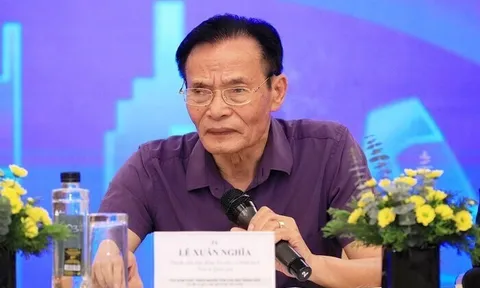 TS Lê Xuân Nghĩa: Giữ tăng trưởng trong bối cảnh lãi suất cao là bài toán khó