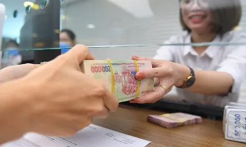 Hỗ trợ khoản tiền tối đa 2 triệu đồng mỗi tháng cho cán bộ di chuyển xa sau sáp nhập, nơi nào đang áp dụng?