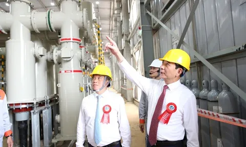 Công bố sản phẩm nhôm thỏi đầu tiên của Việt Nam