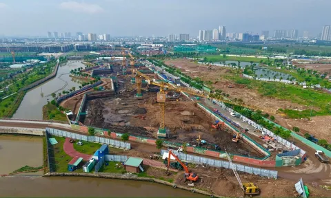 Săn hàng ‘cắt lỗ’ trên thị trường địa ốc: Người mua cần lưu ý gì?