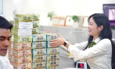'Lãi suất giảm mạnh không phải là điều dễ đạt được'