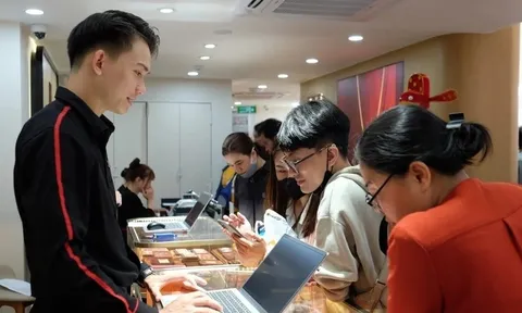 Giá vàng hôm nay 10/9: Đồng loạt tăng trở lại