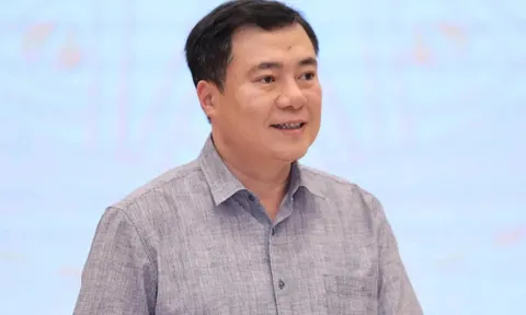 Thứ trưởng Bộ Công Thương Nguyễn Sinh Nhật Tân làm Phó Bí thư Thành ủy TP.HCM