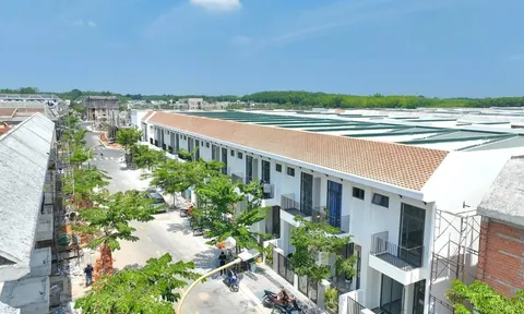 Nhà ở xã hội được mở 'luồng xanh': Vì sao căn hộ vẫn khó đến tay người dân?