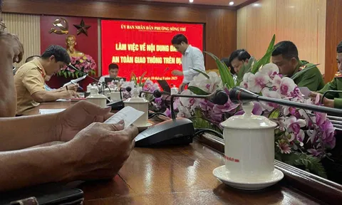 Hà Tĩnh: Đoàn liên ngành tăng cường đảm bảo an toàn giao thông tại ngã tư tổ dân phố Hiệu Châu, phường Sông Trí