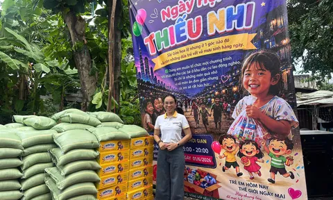 Mang một ngày tuổi thơ trọn vẹn đến trẻ em khu nhà trọ ở Bình Chánh
