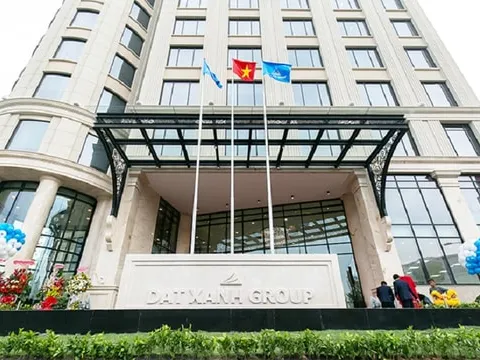 Cổ phiếu “họ” Đất Xanh bị bán tháo, VN-Index rơi về sát mốc 1.260 điểm