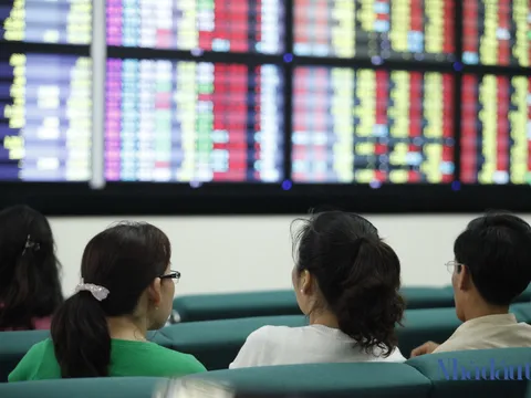 Thị trường giảm mạnh, điểm tên một số cổ phiếu tiềm năng