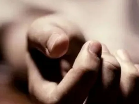 Người đàn ông gây ra cái chết của vợ và con trai do áp lực từ những kẻ cho vay nặng lãi