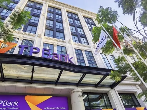 Khối ngoại 'tháo chạy', cổ phiếu TPB khớp lệnh kỷ lục