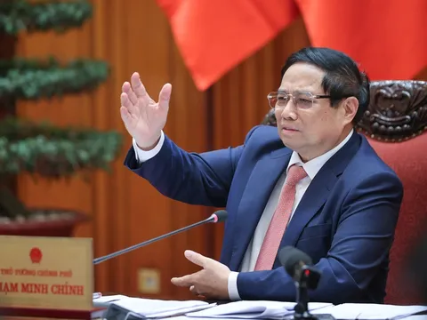 Thủ tướng: Đưa thêm 1.000 bác sĩ về cơ sở ngay trong năm nay