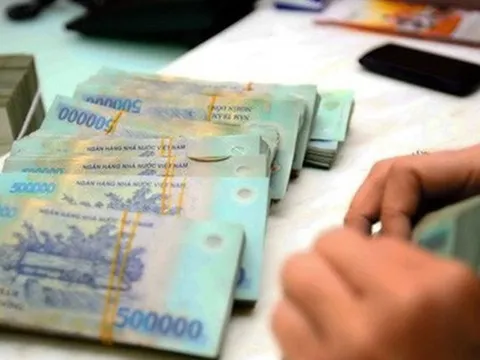 Thu nhập nhân viên một ngân hàng hơn 70 triệu đồng/tháng