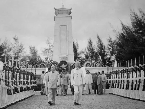 Nhờ ai ta có hòa bình?