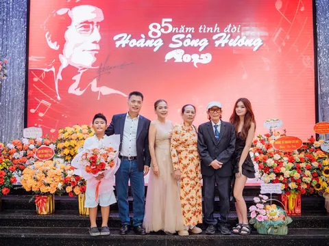 Ca sĩ Mỹ Lệ mở đêm nhạc tri ân cha - nhạc sĩ Hoàng Sông Hương