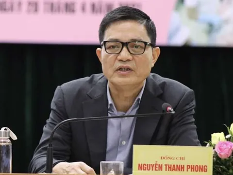 Bắt nguyên Cục trưởng Cục An toàn thực phẩm Bộ Y tế