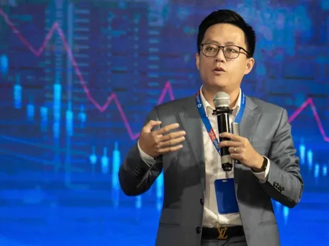 Dòng tiền lớn rời Mỹ, thị trường chứng khoán Việt Nam đón sóng ngoại