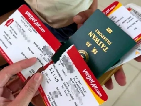 Nữ du khách bị xé thẻ lên máy bay: Khó - dễ không ở quy trình, mà là thái độ