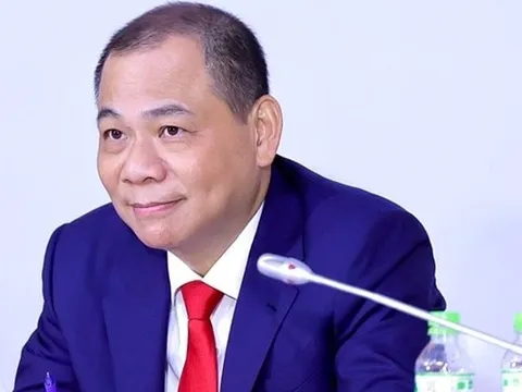 Trong 1 tháng, tỷ phú Phạm Nhật Vượng kiếm được ít nhất 65.000 tỷ đồng, vững vị trí người giàu nhất Việt Nam trong 15 năm