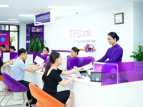 TPBank "mất hút" khỏi top 10, HDBank của tỷ phú Nguyễn Thị Phương Thảo bứt tốc