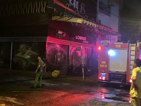 Cháy cư xá Độc Lập ở TP HCM khiến 8 người thiệt mạng