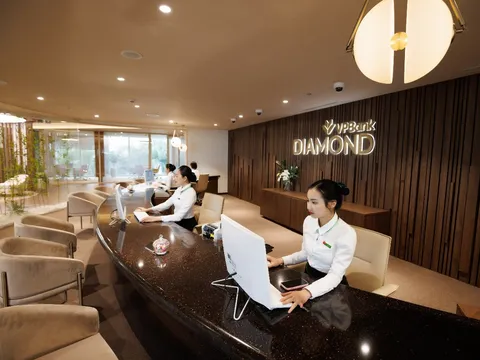 Khẳng định chuẩn mực ngân hàng ưu tiên, VPBank Diamond tiếp tục chinh phục giải thưởng quốc tế