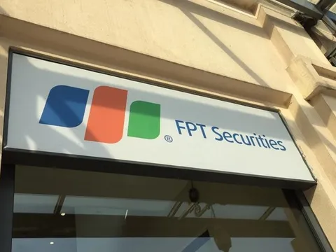 FPTS "ngã ngựa" quý 2: Lỗ tự doanh, lợi nhuận lao dốc 62%