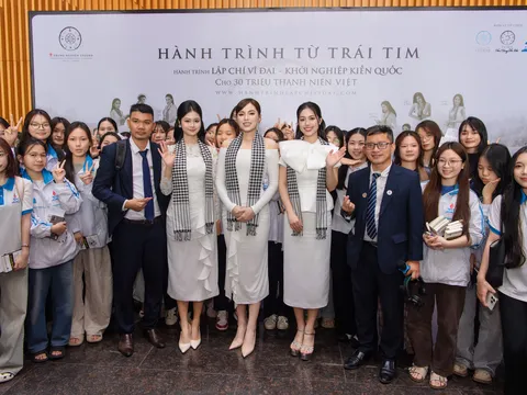 “Hành trình Từ Trái tim” khơi dậy khát vọng lớn và tinh thần phụng sự của tuổi trẻ