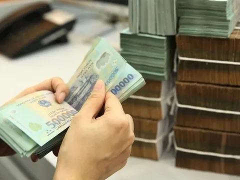 Chuyển từ 500 triệu đồng trở lên phải báo cáo