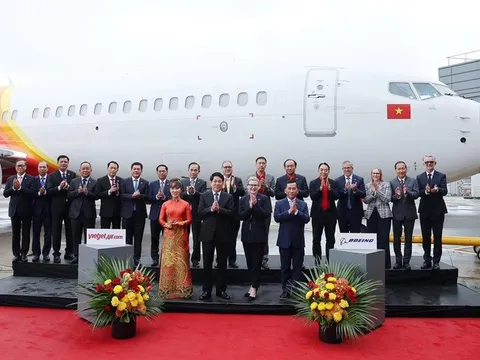 Chủ tịch nước Lương Cường chứng kiến bàn giao tàu bay Boeing đầu tiên cho Vietjet