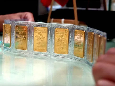 Hai chính sách siết và mở tái định hình thị trường vàng trong nước