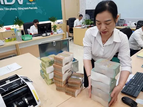 Từ 15/10, ngân hàng được thu giữ tài sản thế chấp, người vay nợ xấu cần lưu ý
