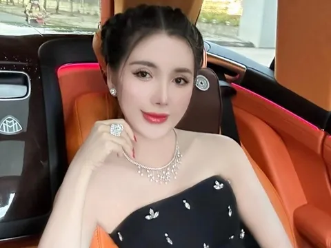 Ngân Collagen phản hồi tin 'công ty ngừng hoạt động'